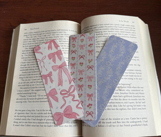 Dainty- Bookmarks